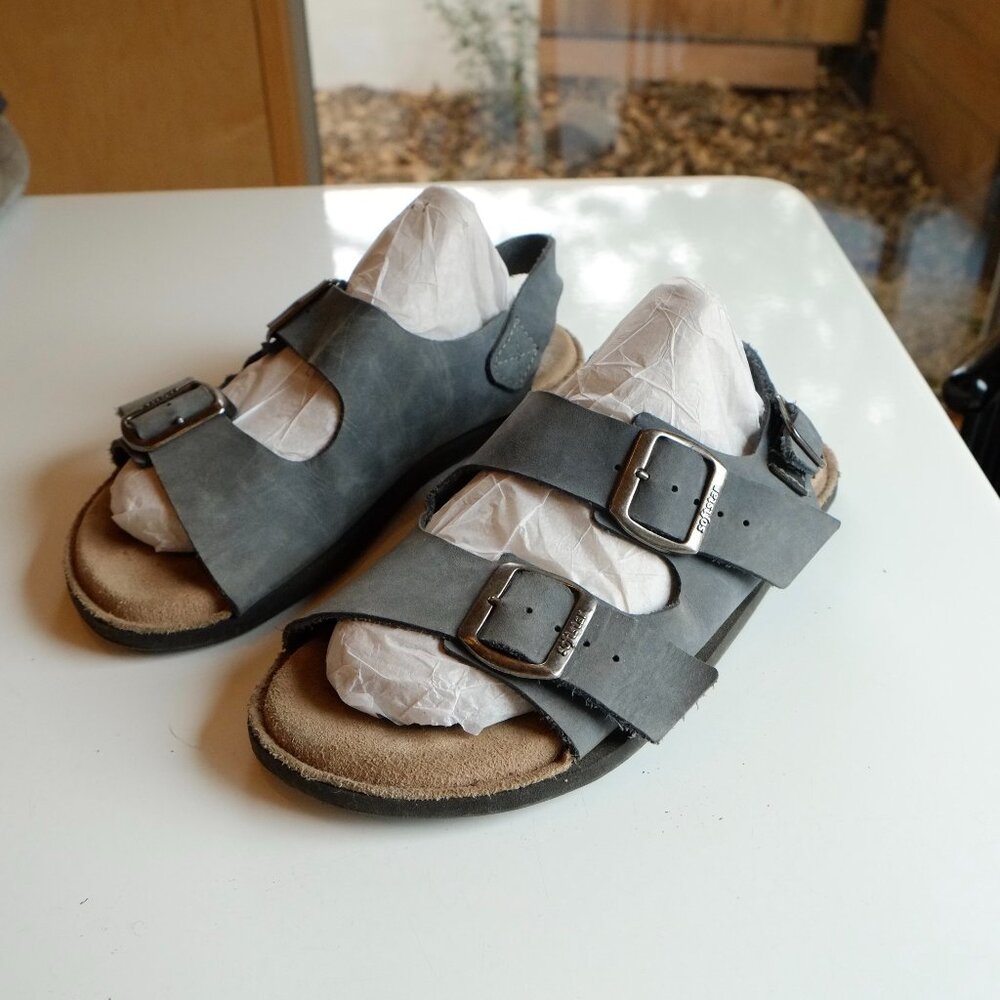 Softstar women's barefoot camino sandals 7.5 LIKE NEW leather dusty blue